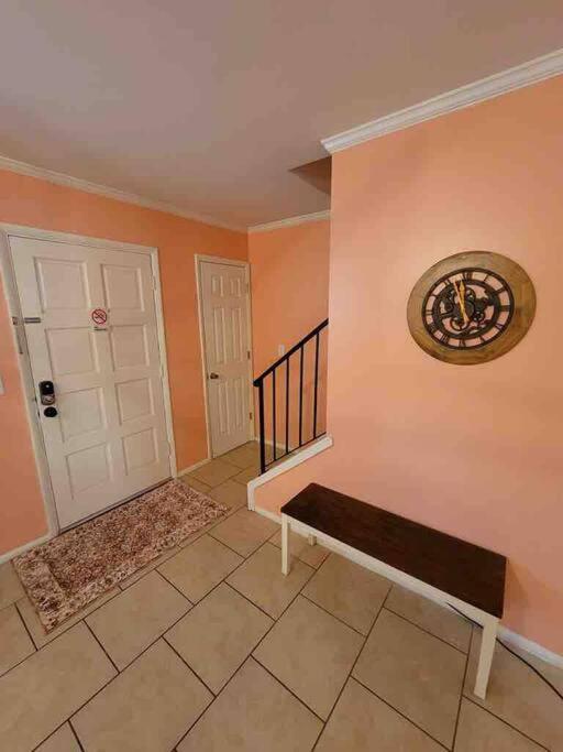 Elegant 2-Bedroom Pet-Friendly Villa W 2 Parking Spaces Hilton Head Island Eksteriør bilde