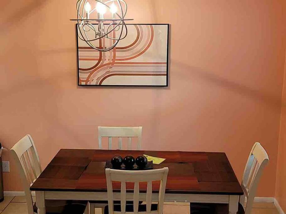 Elegant 2-Bedroom Pet-Friendly Villa W 2 Parking Spaces Hilton Head Island Eksteriør bilde